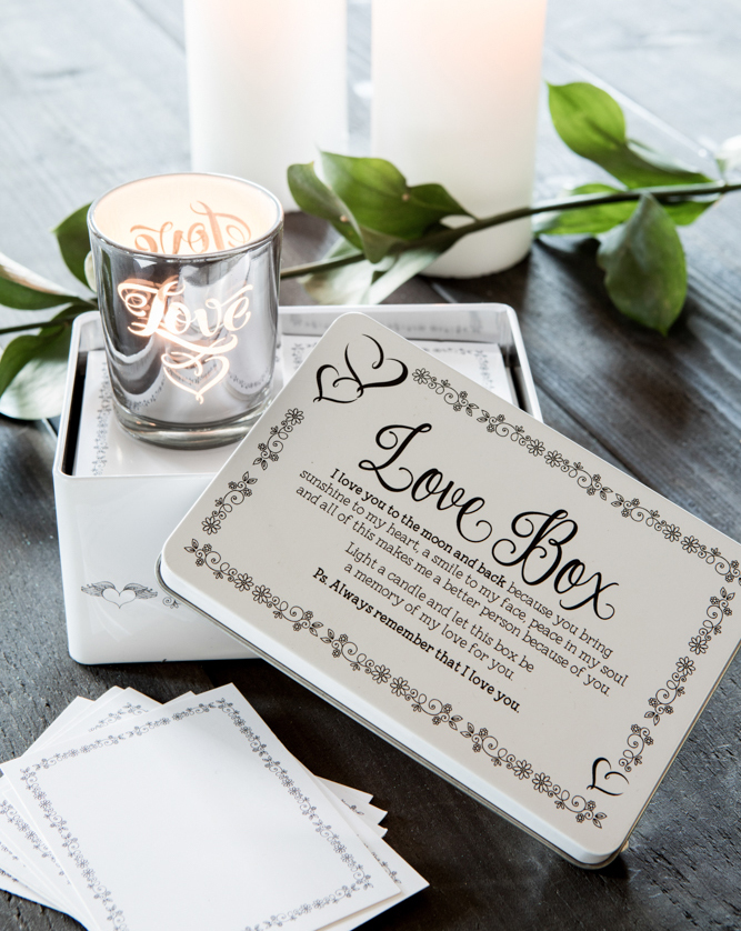 Love Box från Majas lyktor säljs till förmån för Barncancerfonden
